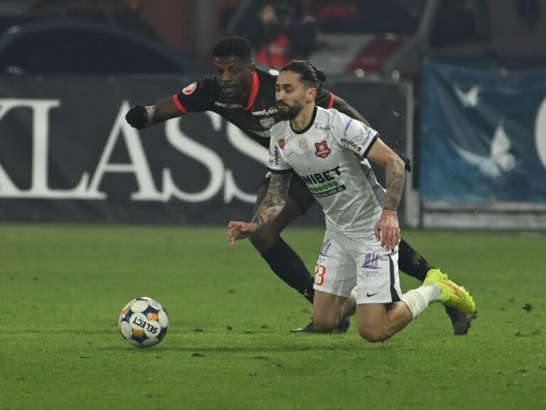 „Brazilianul” lui Kopic a spart zidul de la Sibiu: Hermannstadt – Dinamo 1-2, un meci decis în 10 minute