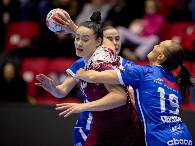 Rapid, pași greșiți în Europa: 32-32 cu Tertnes, un egal care sună a eșec